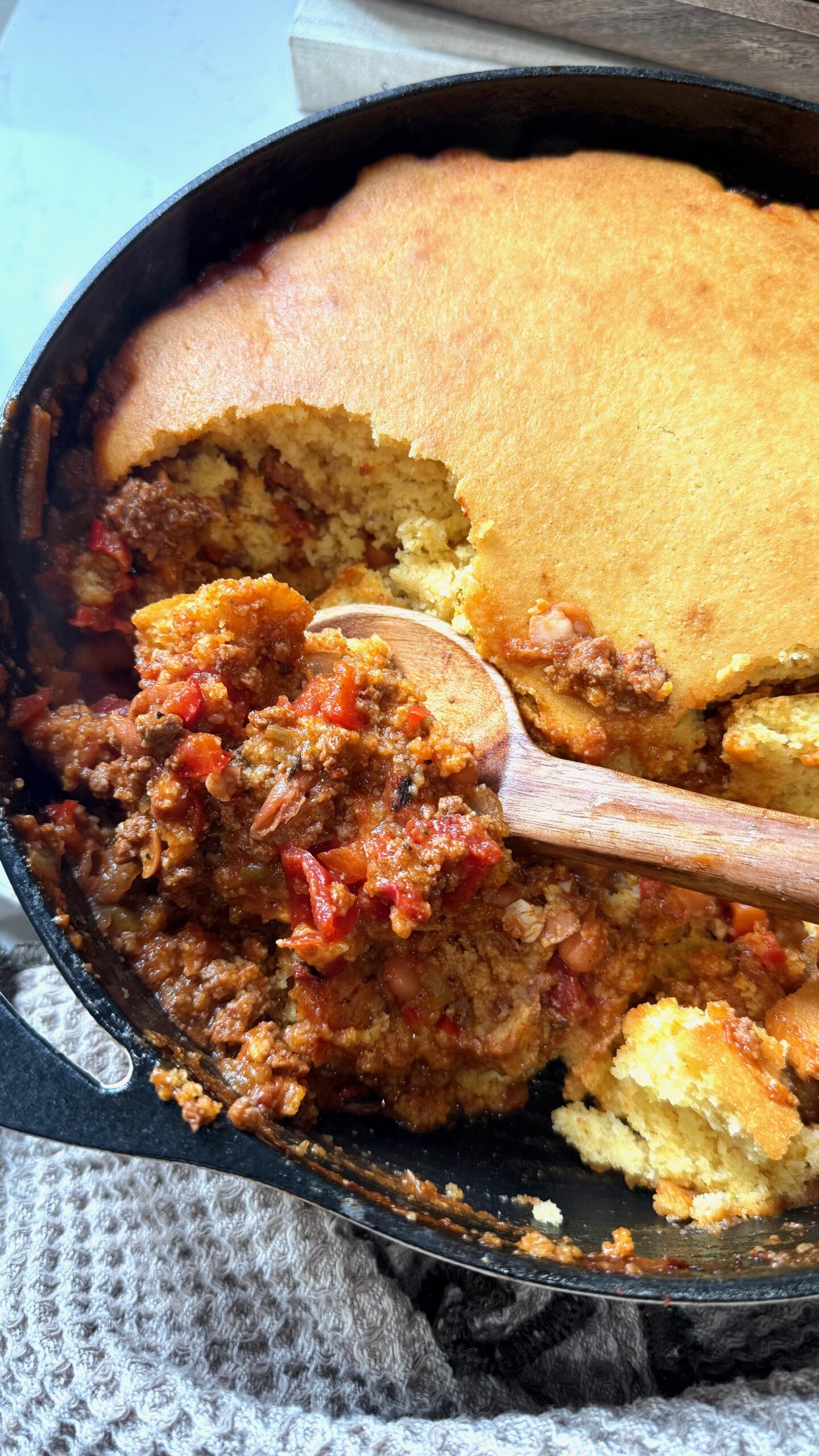 chili and cornbread